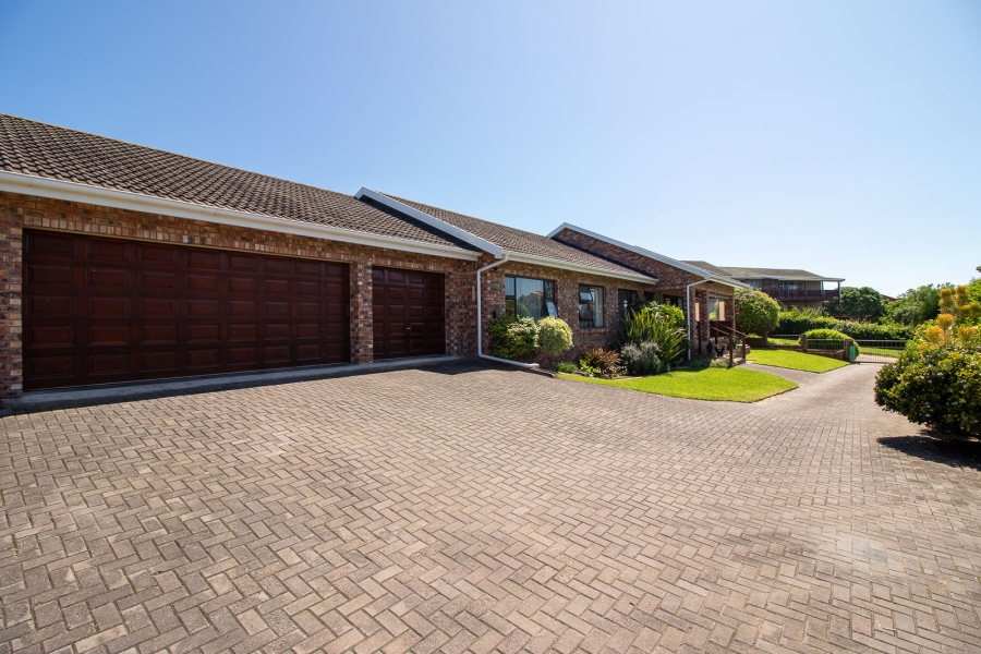 4 Bedroom Property for Sale in Forest Downs Eastern Cape